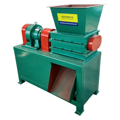 qualità  Popular Hot Sell China Metal Plastic Shredder Machine Plastic With Cardboard Shredder fabbrica